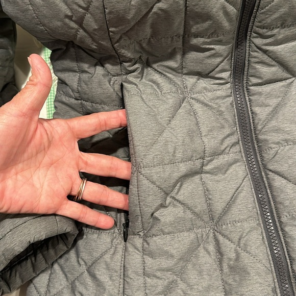 The North Face Women’s medium coat - Picture 5 of 13